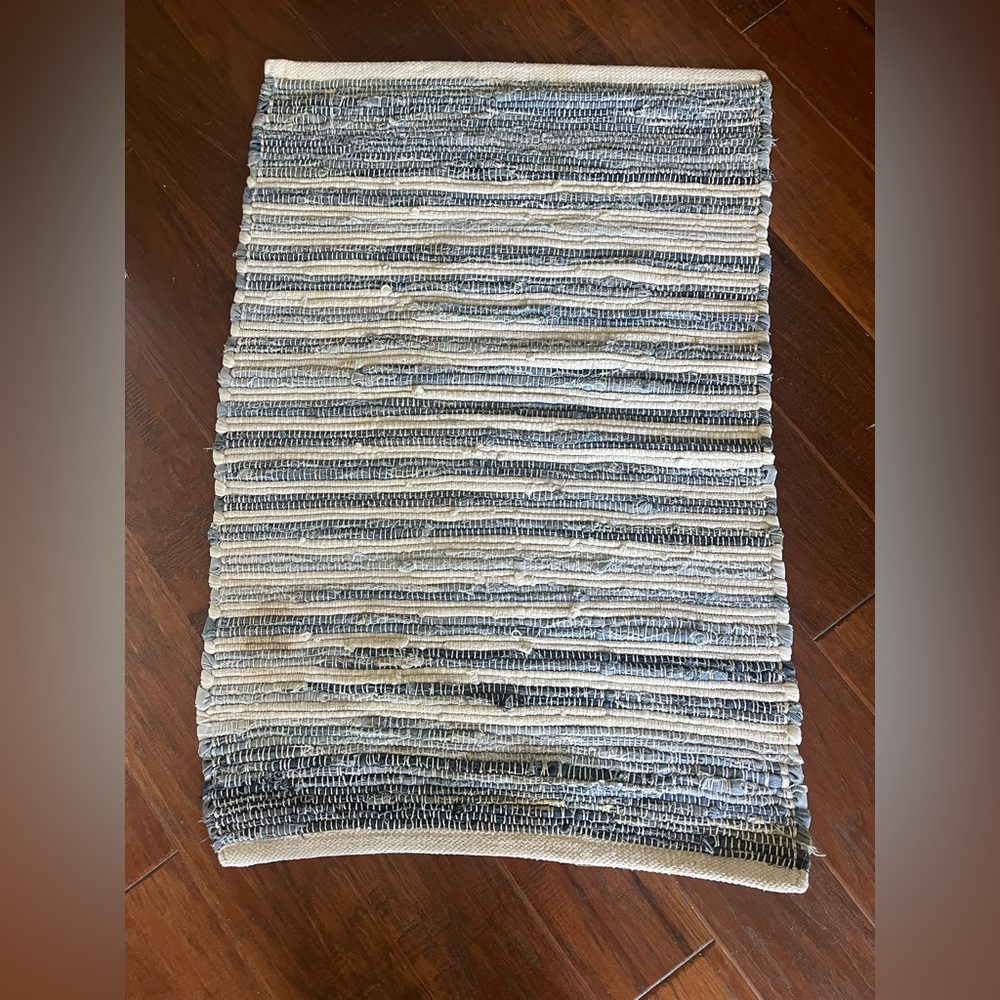 Rug